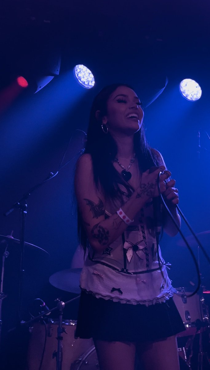 nympholgist's tweet image. fav rockstar thank u for the best night i love u @MaggieLindemann
