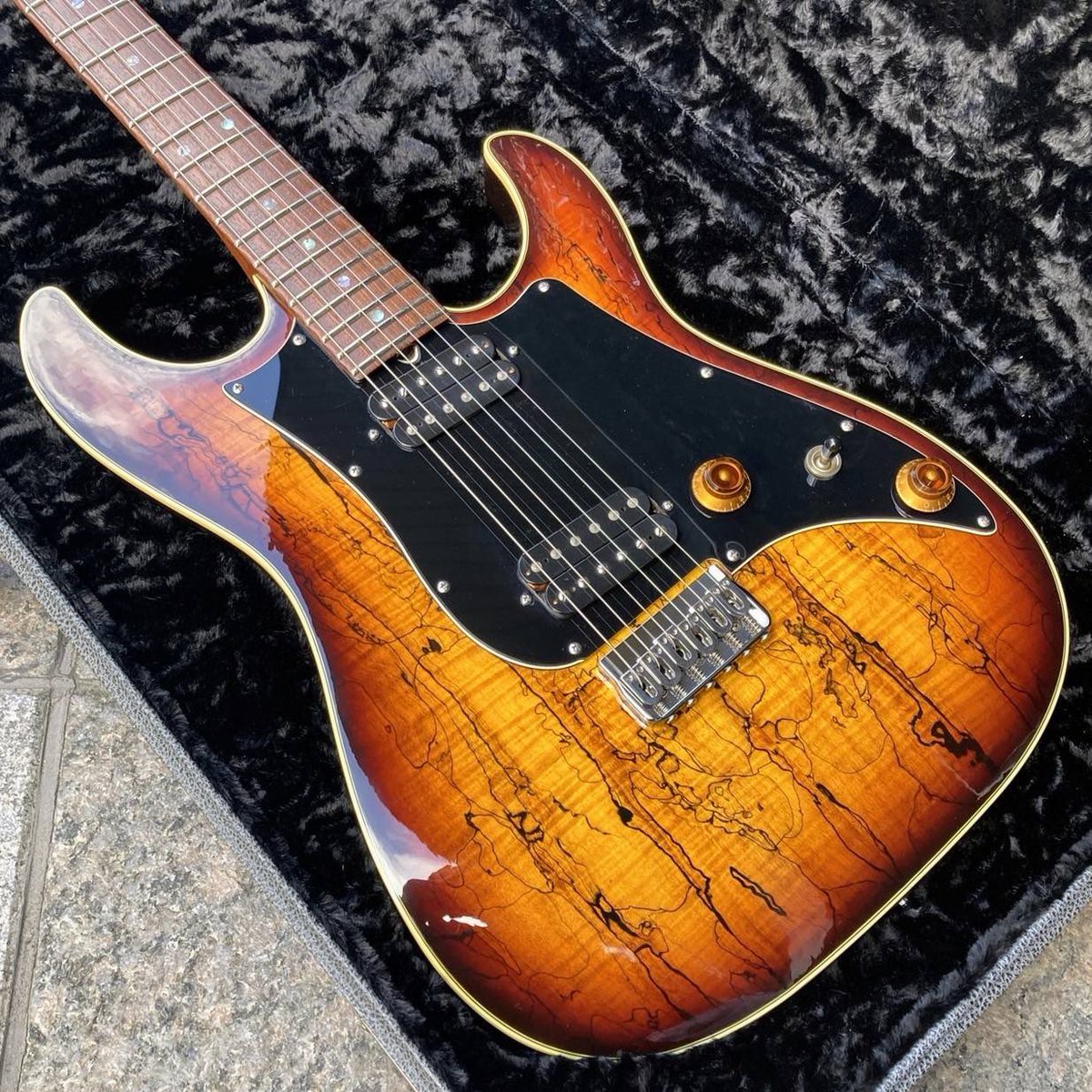 niconicoguitar's tweet photo. James Tyler 2009 Studio Elite HD-P Spalted Maple Top Ribbed
ジェームス タイラー 2009年 スタジオエリート スポルテッド メイプル トップ
#jamestyler #tyler #jamestylerguitars #tylerguitars #studioelite
#ribbed https://t.co/R8ebxPtOAO
