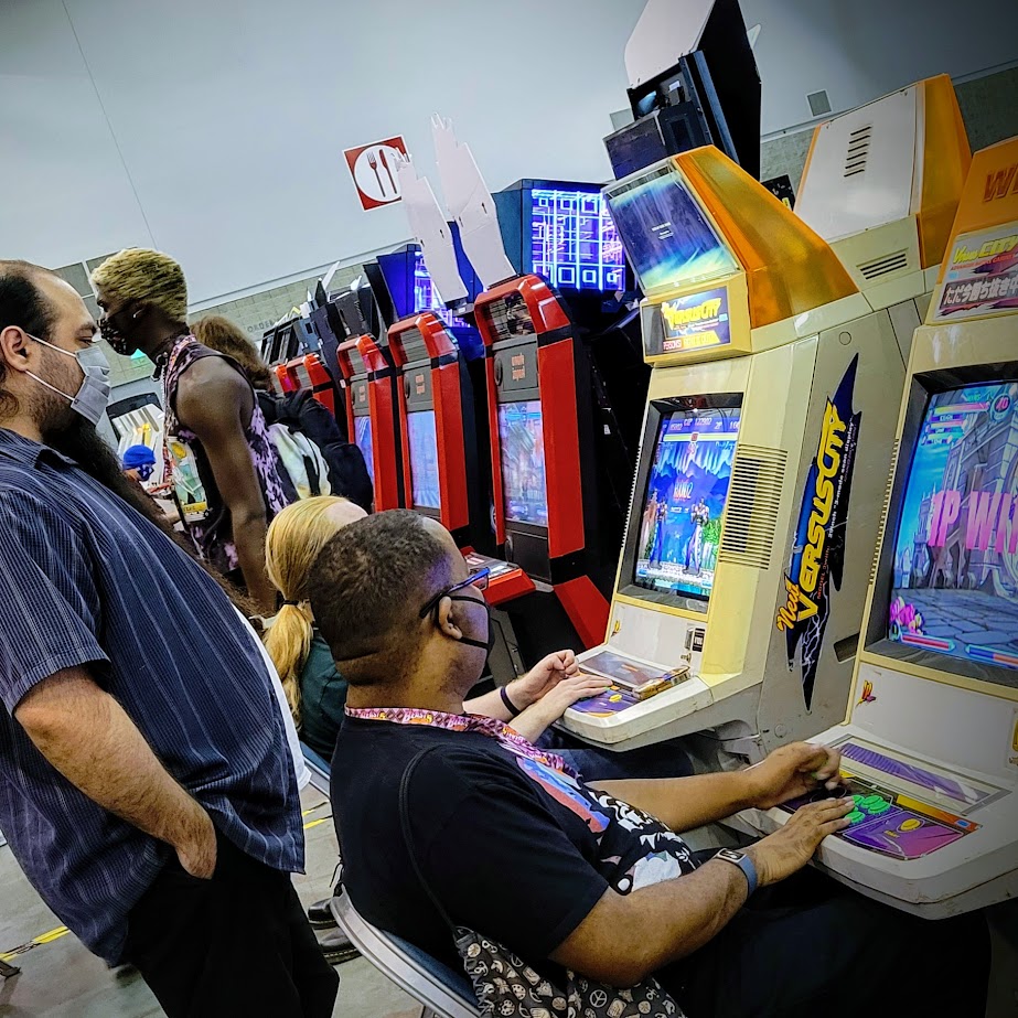 LolitaBot613's tweet photo. #BITE5 highlights (3/3):
-50 freeplay arcade cabs including CRT & HD candies, imported rhythm games, & favorite racing games brought to you by Arcade Impact, Wedoca, Neo Mega Shock & Snow Phoenix
-$1500+ in total Matcherino donations https://t.co/yRiaPzohxY