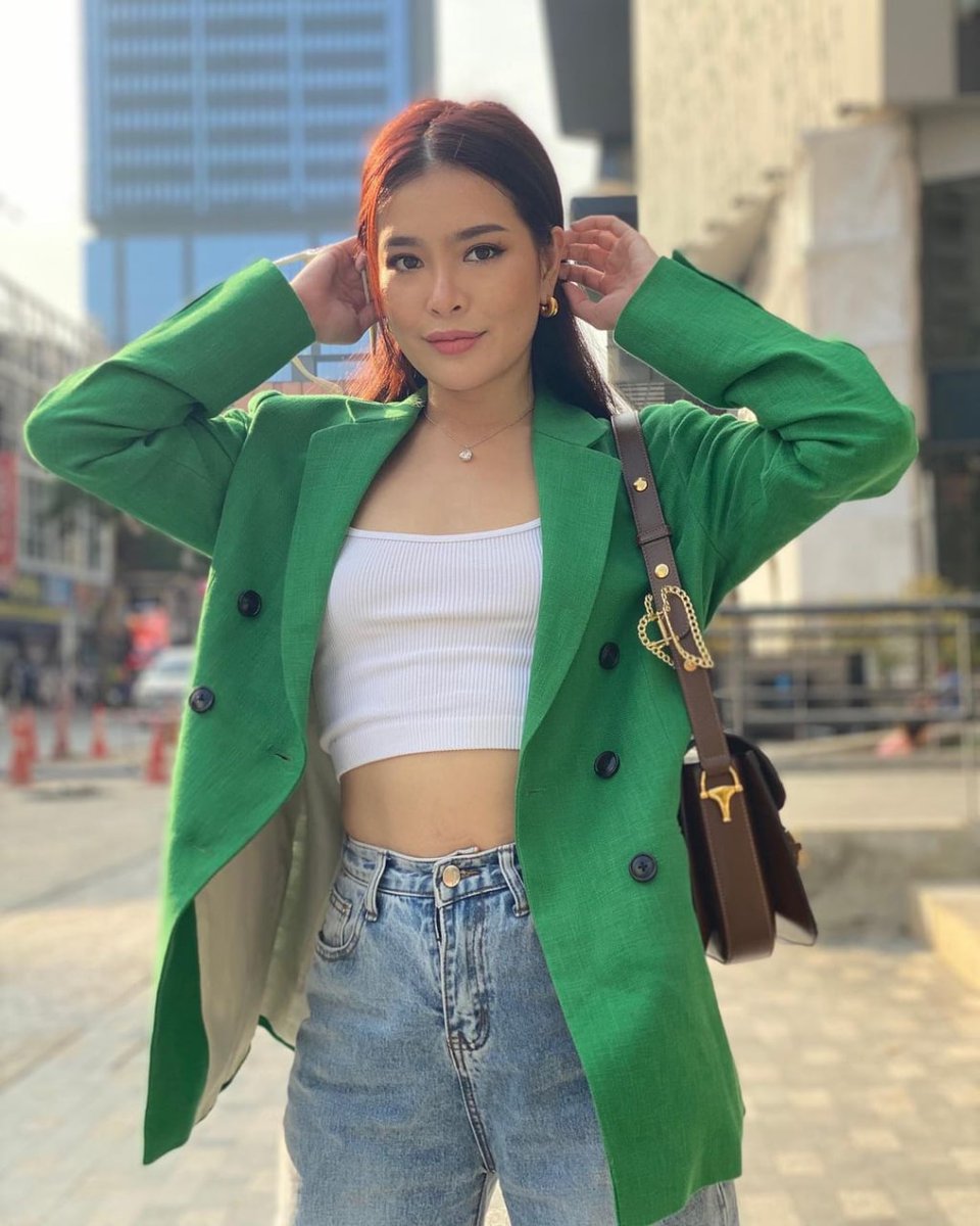 Angela15548's tweet photo. Smiles are always in fashion!🤩 https://t.co/2PG43ToCii