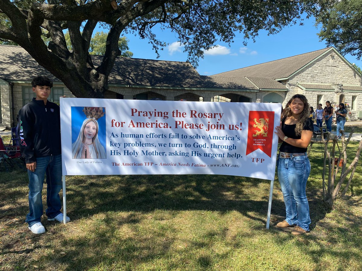 siarra quintero (@siarra_tsf05) on Twitter photo Today we prayed as a family at my church. We prayed for everyone who might need God’s help & healing. 🙏🏼 #youarenotalone <a href="/archgh/">Archdiocese of Galveston-Houston</a> Today we prayed as a family at my church. We prayed for everyone who might need God’s help & healing. 🙏🏼 #youarenotalone <a href="/archgh/">Archdiocese of Galveston-Houston</a>