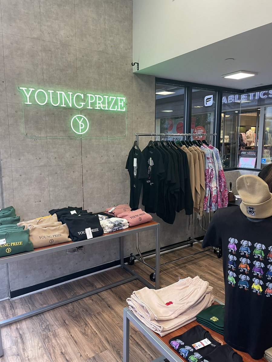 marcxprize's tweet photo. Today was a Good Day #YNGPRZ๐
https://t.co/mFRKtk8AXA
