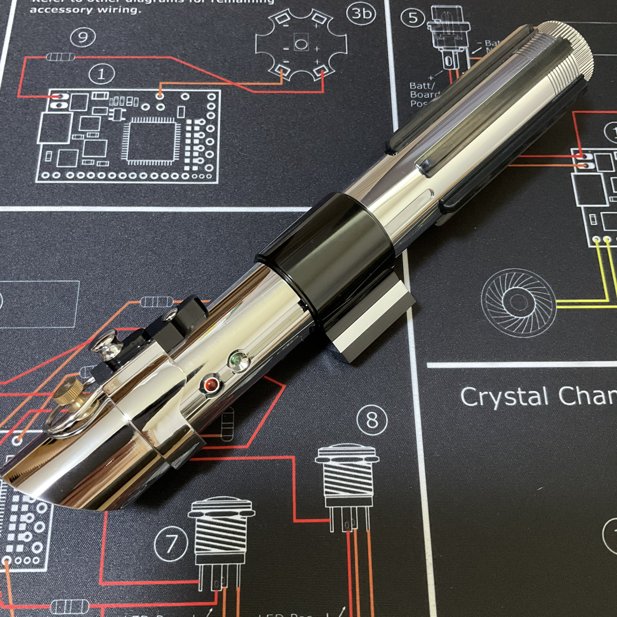 カスタムライトセーバー ELF ／ KR SABERS MACE メイス 空ヒルト