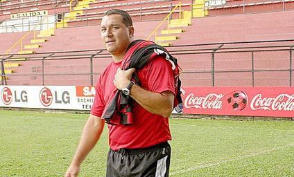 chagysesta's tweet photo. Les propongo el primer fichaje a ver si comenzamos a recuperar la identidad ganadora, aquella famosa Garra y Corazón 🔴⚫️ @ldacr https://t.co/f5H1OTwdyx