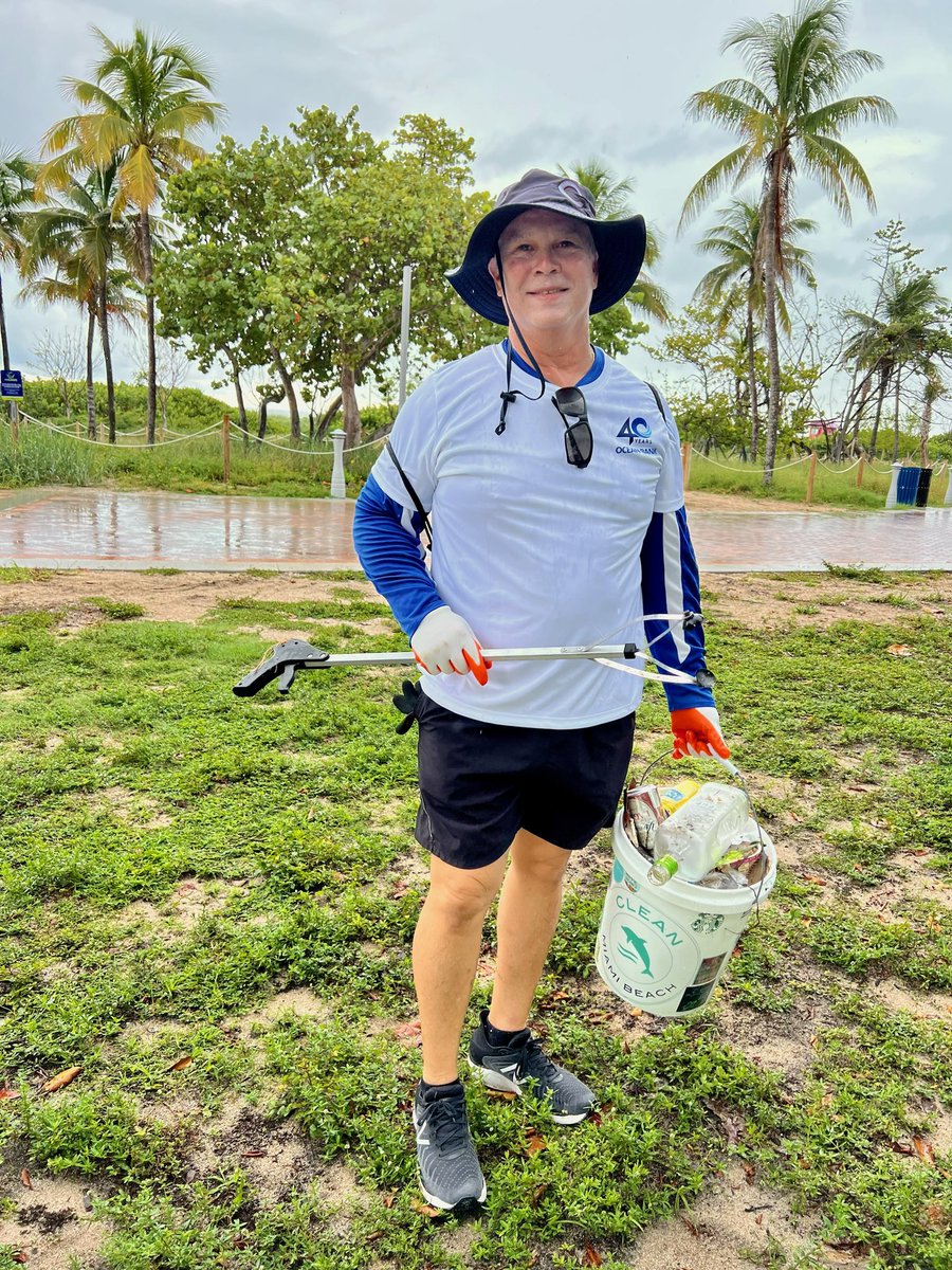 Clean Miami Beach tweet media