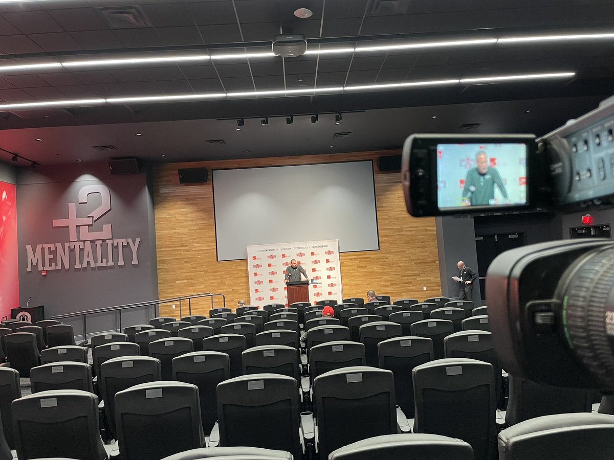 callum_vol's tweet photo. “It takes seven years to build a program” - Butch Jones (4-15 as Arkansas State HC)

vs

Year two Josh Heupel https://t.co/zC0zZsO4JX