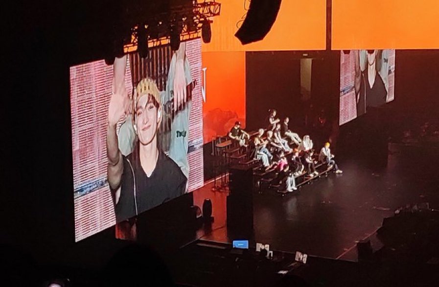 thinking_ldk's tweet photo. #도겸 https://t.co/GyCgBGPm0F