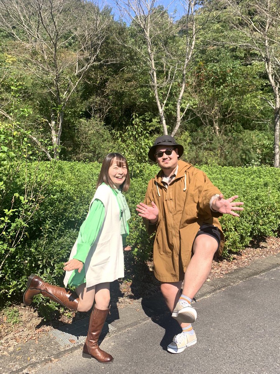 tamayuridesu's tweet photo. #グリゴー 2日目！！
今日も眩しいくらいの晴天です！
涼しい格好で遊びに来てくださいね☀️

中川ダイスケ先輩@daisuke_2017 と朝イチのMCを務めさせていただきました✨

人生初のステージMCドキドキだった〜😂

#グリーンとゴールド https://t.co/OidfEKIBeI
