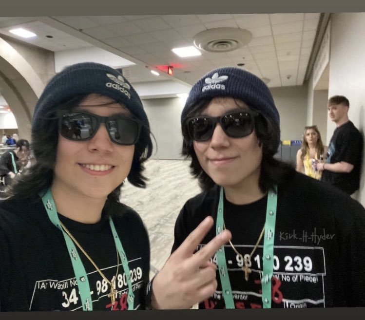 threadquackity's tweet photo. ⋆ ˚｡⋆୨୧˚ meetup de quackity y quackitytoo https://t.co/MifFZzDspj