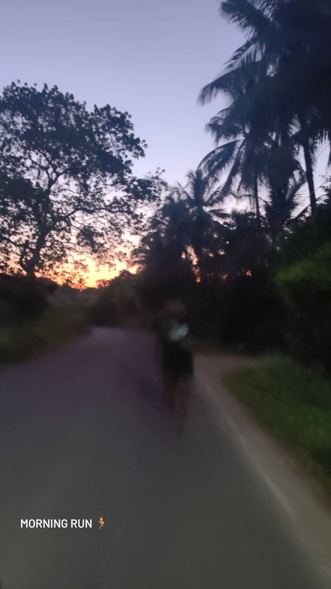 chiragbarry's tweet photo. Sunday 🏃🏼 10km road #running #beachrunners #beachlife #run #running #longrun #runyourself #morningrun #sundayrun #strava #nike https://t.co/G0zoKanVda