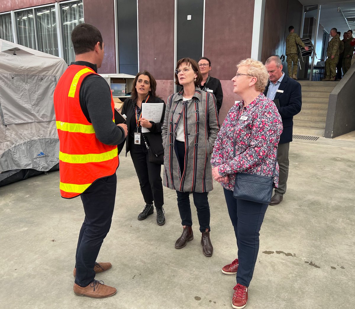 I’m proud of the work being done by Bendigo Council @VicGovDH and @VicGovDFFH staff to ensure the care and safety of those facing in to the devastation the #vicfloods have caused. Thank you for your compassion and your tireless work 🙏