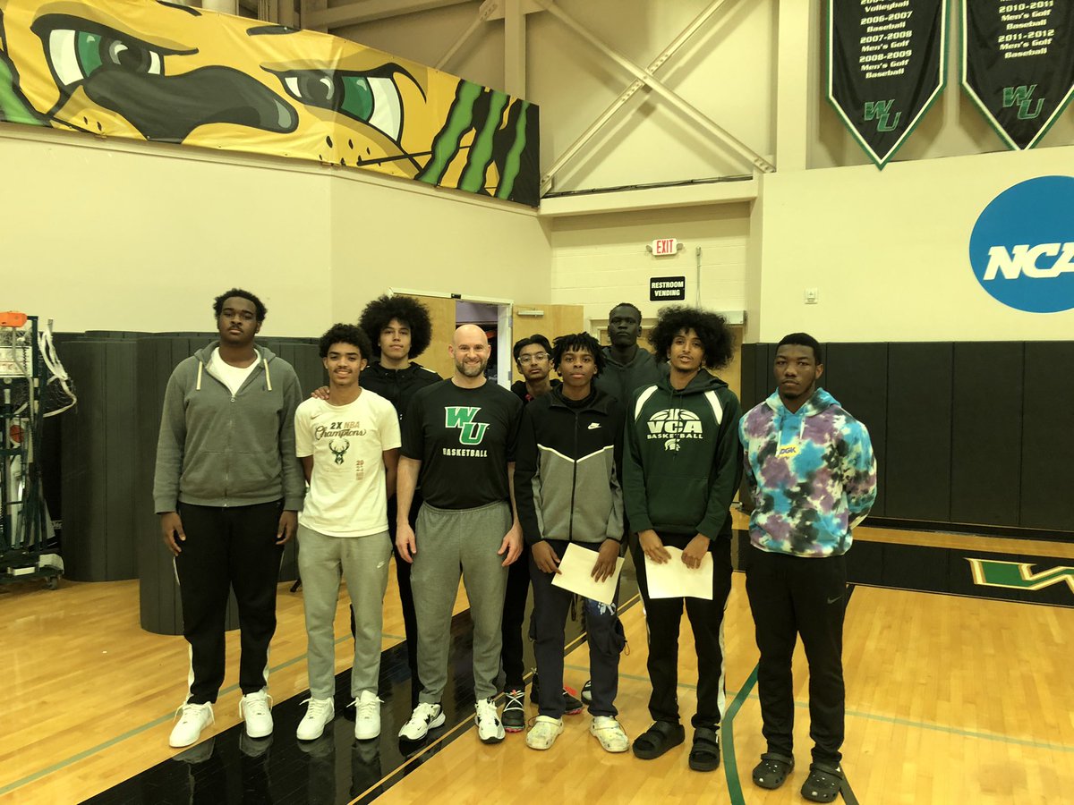 BCA_EaglesBB's tweet photo. What a fun weekend started with great visit to @WilmuMbb going 2-0 @madehoops hs event. Then a great meal with the team. Some of my players never taste soul food. @BCA_EaglesBB we building a family day by day @CoachMiyagisan @NovaSunsMselite https://t.co/lM6UvnfNHJ