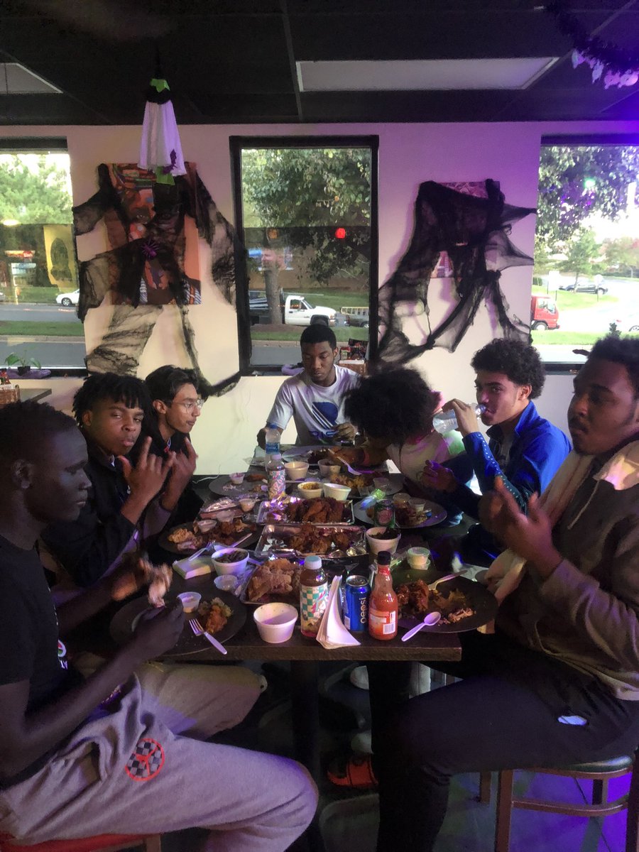BCA_EaglesBB's tweet photo. What a fun weekend started with great visit to @WilmuMbb going 2-0 @madehoops hs event. Then a great meal with the team. Some of my players never taste soul food. @BCA_EaglesBB we building a family day by day @CoachMiyagisan @NovaSunsMselite https://t.co/lM6UvnfNHJ