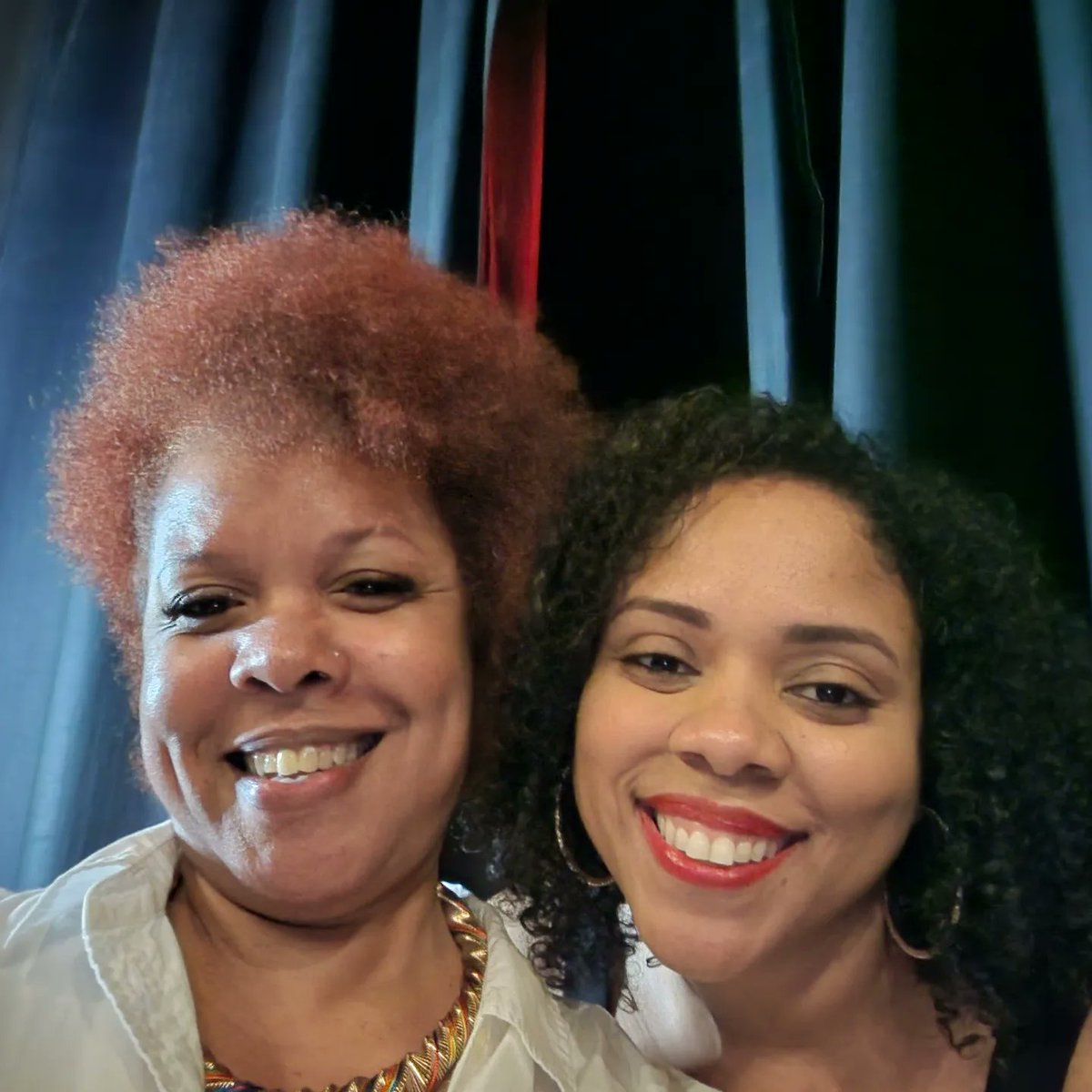 QueenJ40's tweet photo. So happy to uplift @AngelJonesPhD today at her book launch. Not only was the convo so engaging and inspiring, I got to meet some #hiphopedfam in real time today! Good energy and much more to come. @TheRealHipHopEd @tdj6899 @chrisemdin @paolahadto @YaribelMercedes https://t.co/vbloBq3923