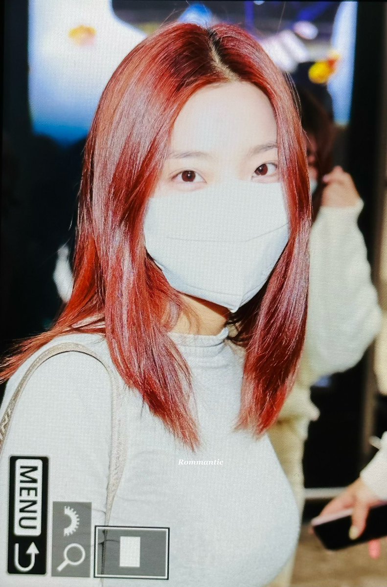 Rommantic0107's tweet photo. 221016 새롬 
#새롬 #이새롬 #Saerom
#프로미스나인 #FROMIS_9 https://t.co/CPtGj6tLsd