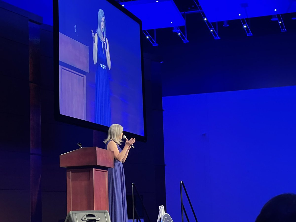 IowaNatGuard's tweet photo. 4 pillars of strength, that @joniernst shared at the #iowacops #blackandblueball. Lessons she learned while serving in the Iowa National Guard. They include: Leadership, Service, Prudent Risk and Gratitude. #AlwaysReadytoServe https://t.co/ee8aI0QFUg