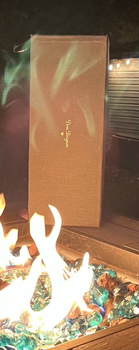 KrystLB's tweet photo. #AutumnNights #FamilyTime #LibraSeason #LibraSzn #DomP #DomPerignon https://t.co/HsPEjv6frI