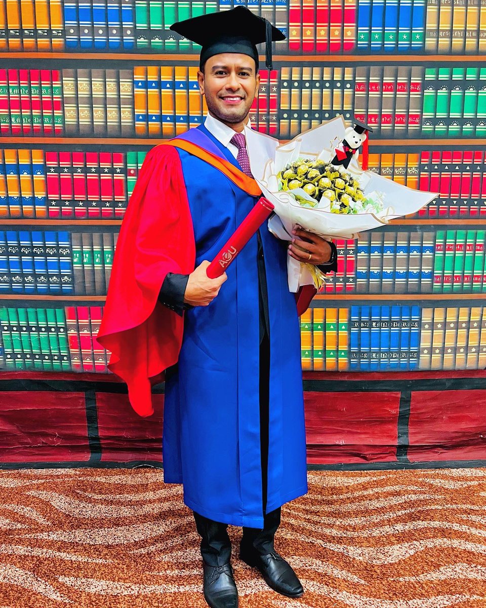 roydaniel22's tweet photo. “Never Stop Learning because Life Never Stop Teaching” - Finally today is the Graduation Day!! A big thank you and Terima Kasih especially to my beloved Family, Lectures and Colleagues for their unwavering support. Love you all 👨🏼‍🎓❤️🥳 https://t.co/WwrP1DZmE1