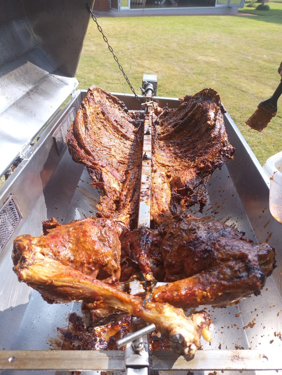 manenzhe_samuel's tweet photo. #SingleAndMingle.. Good morning
Today's menu at Manenzhe Trading Enterprise
We open at 10h00 until 18h00
#Famouscaravan https://t.co/LNHlZpEtsh