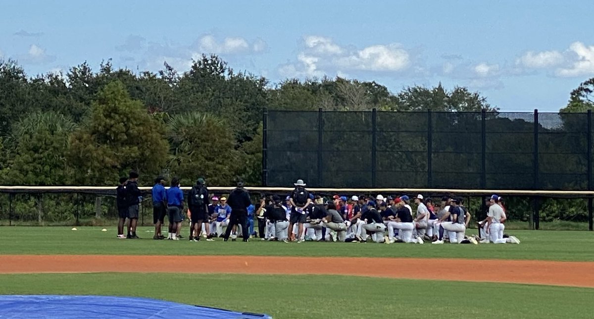 carter_hoss's tweet photo. Thank you to @CoachBrownie14 @MitchellGalla10 at @EFSCBaseball for an informative & great day of baseball ⚾️ RHS 2023, RHP/3B/1B, EV 96, BA .400, ERA 1.5, 6’ 250, GPA 4.025 #uncommitted #powerhitter #readytowork #utility #rockledgefl #floridabaseball https://t.co/OufrvSSBG6