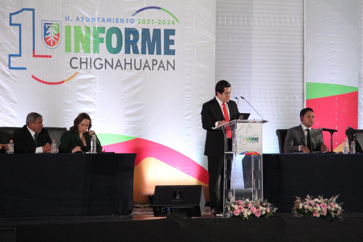 Javier_CasiqueZ's tweet photo. Agradezco la invitación de @LorenzoRiveraN Pdte Mun de #Chignahuapan a su #PrimerInformeDeLabores. Tuve oportunidad de encontrarme con amigas diputadas, el pdte mun de #Puebla y el exgobernador de #Tlaxcala Mariano Gonzalez Zarur. Les mando un abrazo. https://t.co/FOk46NFi2A