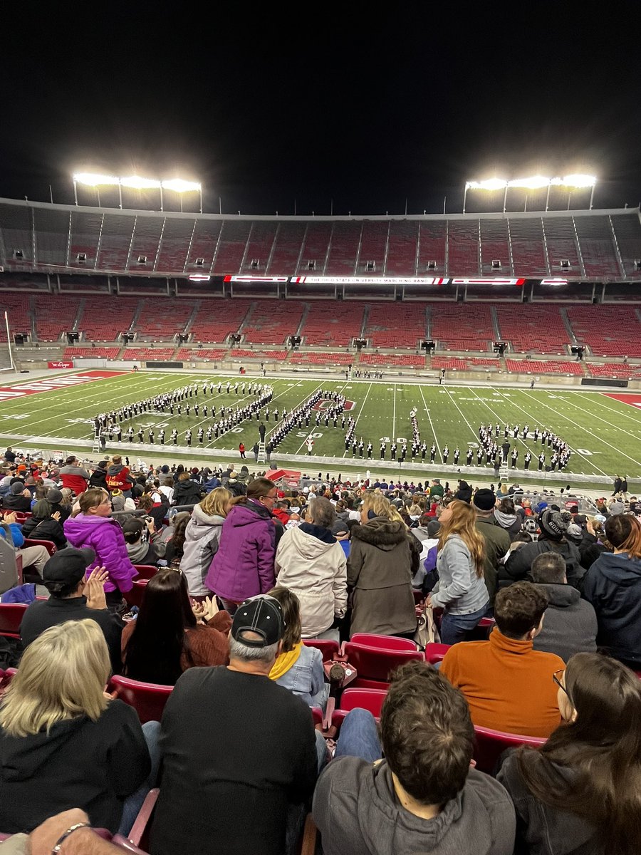 KKelly_OBHS's tweet photo. Bears and Buckeyes!! 🐻🎼 https://t.co/lflj6VsZtt