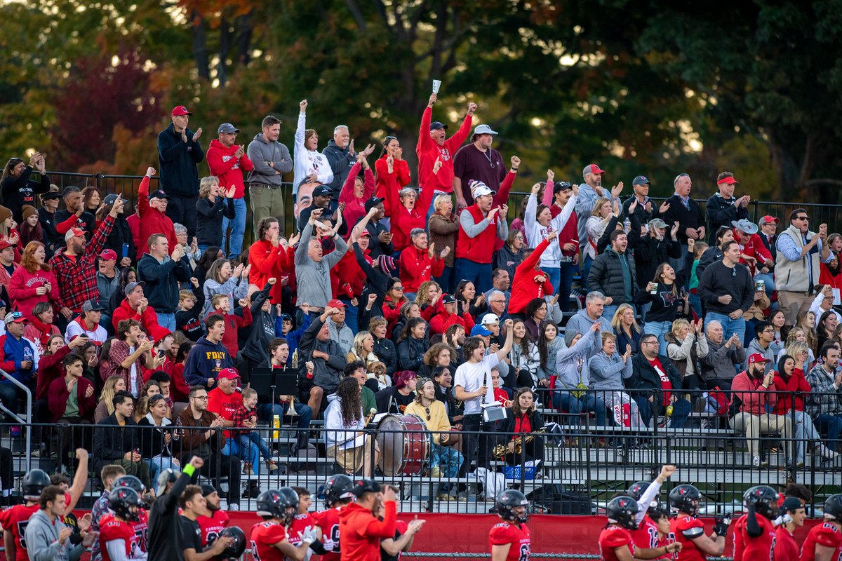 What a night, what a game, what a win 😎

In yet another instant classic between <a href="/Wes_Football/">Wesleyan University Football</a>  and Tufts, the Cards scored the go-ahead TD with 4:49 left and later held off the Jumbos with back-to-back sacks from Keith Henderson ‘23 and Zach Glenn ‘25 to end the game 🏈