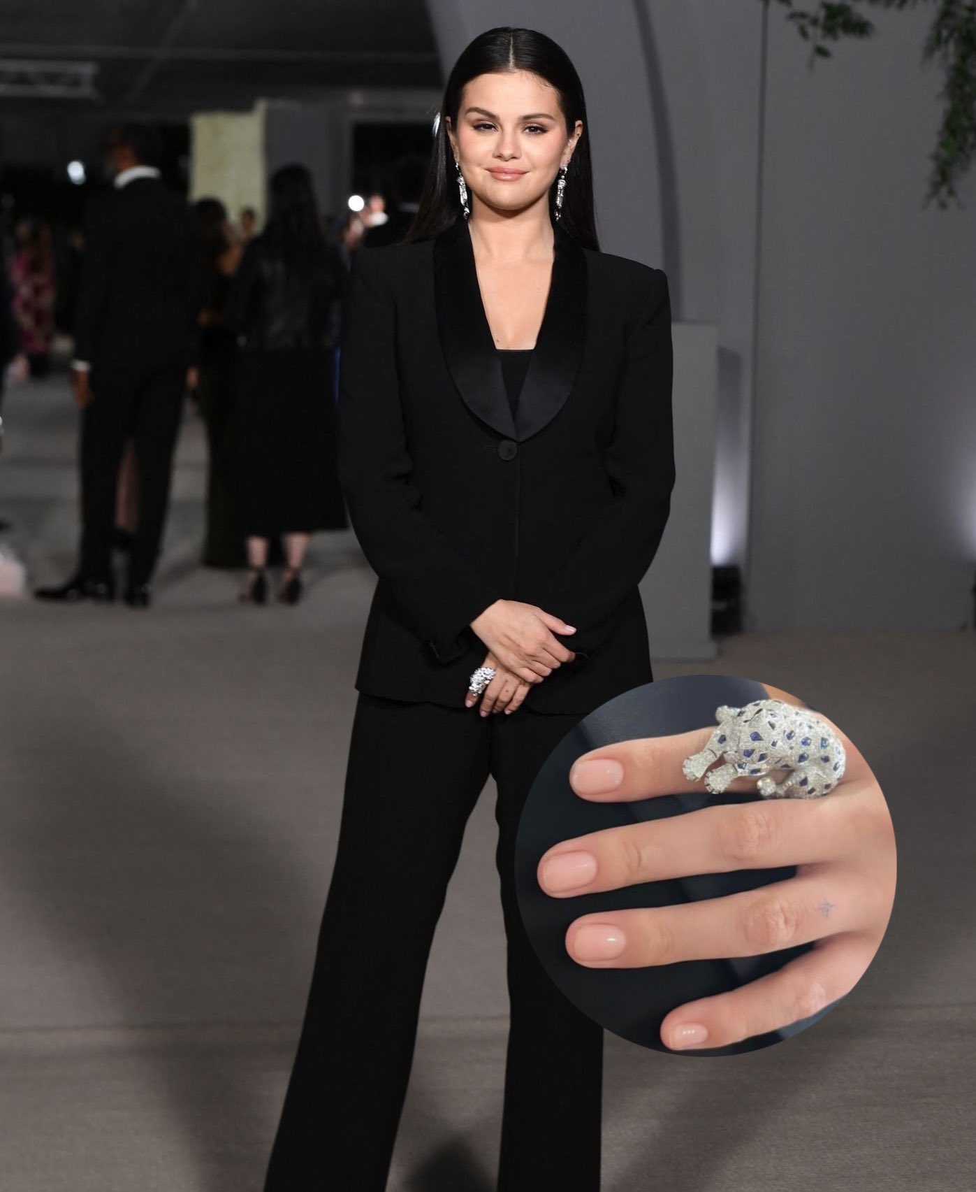 Actress/singer Selena Gomez, ring detail, attends City Of Hope's 2015...  News Photo - Getty Images
