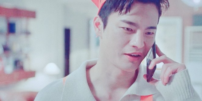 아니, 누님이 오늘, 그것도 방금 들렸어? 수철이 너 지금 그렇게 중요한 사실을 왜 지금 말해. 아잇, 청소만 열심히 했네.
