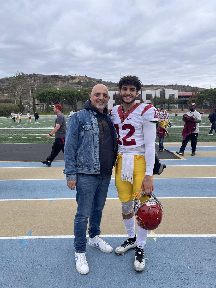 Patiently waiting for his shot. <a href="/aram_qb_13/">Aram “Rambo” Araradian 🇺🇸🇦🇲</a>