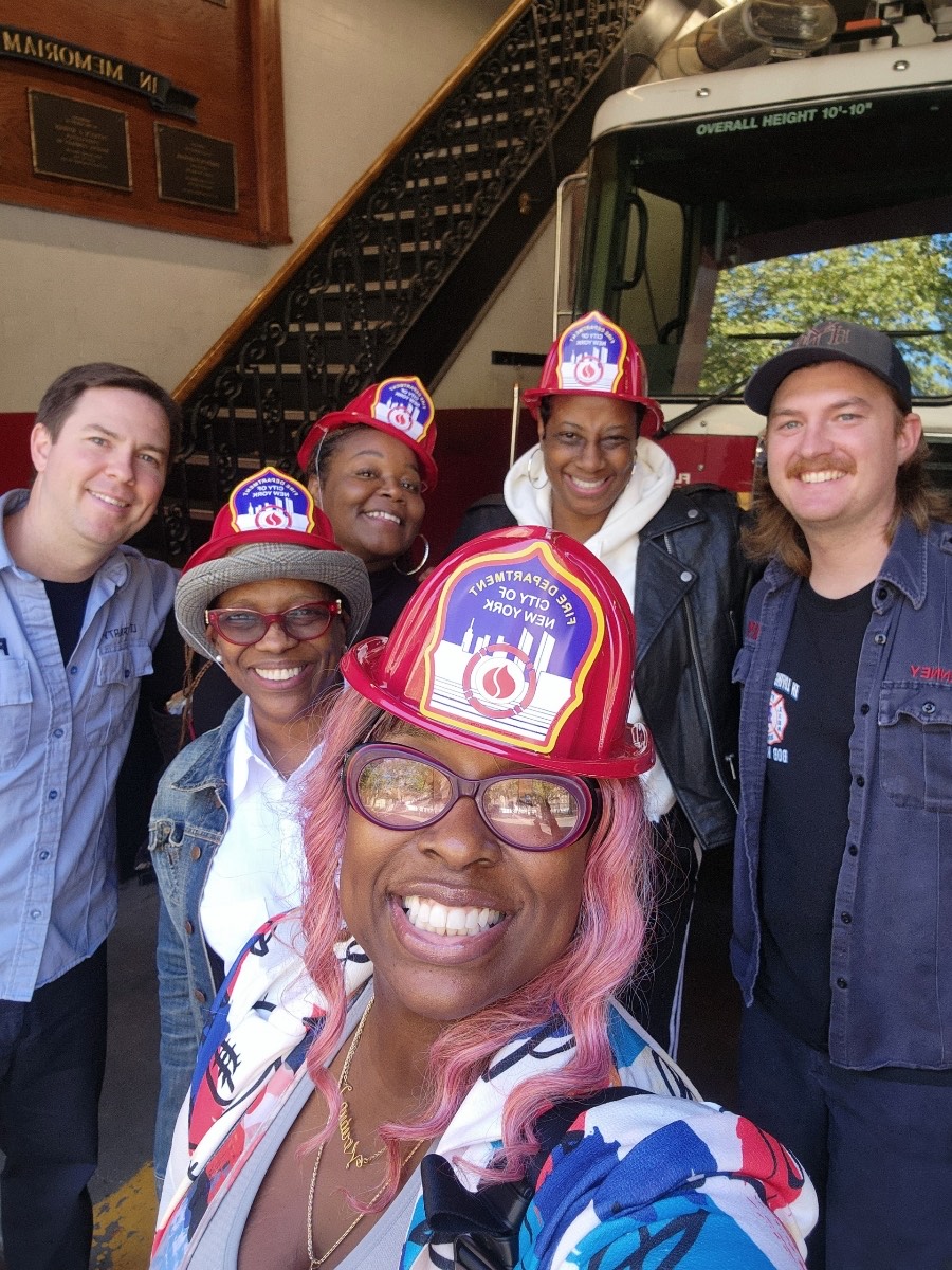 HarlemWS's tweet photo. Thank you @FDNY for a wonderful Open House DAY w/ the bravest of Ladder 69 AKA Harlem Hilton https://t.co/tSHYeyZi9V