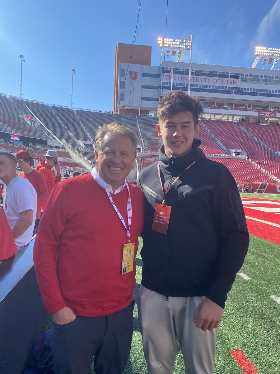 ShayOKelly1's tweet photo. Monster Win by the Utes! Thanks to the coaches and staff for a great visit. Insane Atmosphere! #GoUtes @coachpowell99 @colton_swan @evanjohnsonUU @AlphaRecruits15 @dlinevids1 @BrandonHuffman @JacksonMoore247 https://t.co/81gc23YqP1
