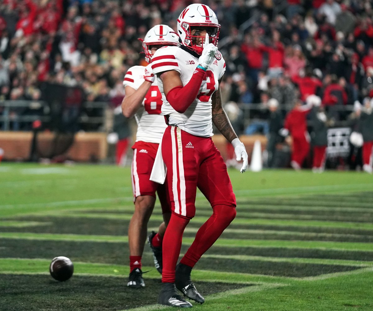 BigTenNetwork's tweet image. ➡️ 1st FBS player this century with least 225+ receiving yards &amp;amp; 50+ rush yards in a game
➡️ Most receiving yards (237) ever by a Husker in a game

Trey Palmer had a historic night in defeat.

#B1Gstats