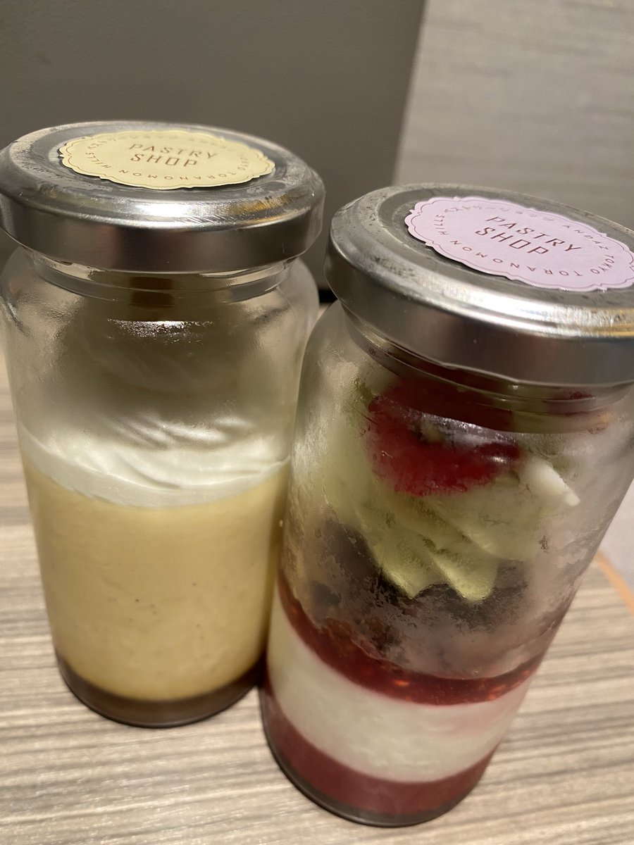 東京遠征にて、
こんな夜景のホテルでお泊りまったり会

江ノ島ぶらぶら
Andazのケーキ美味いし上品
カツオ超うまー　

いい子でよかったよかった🥺