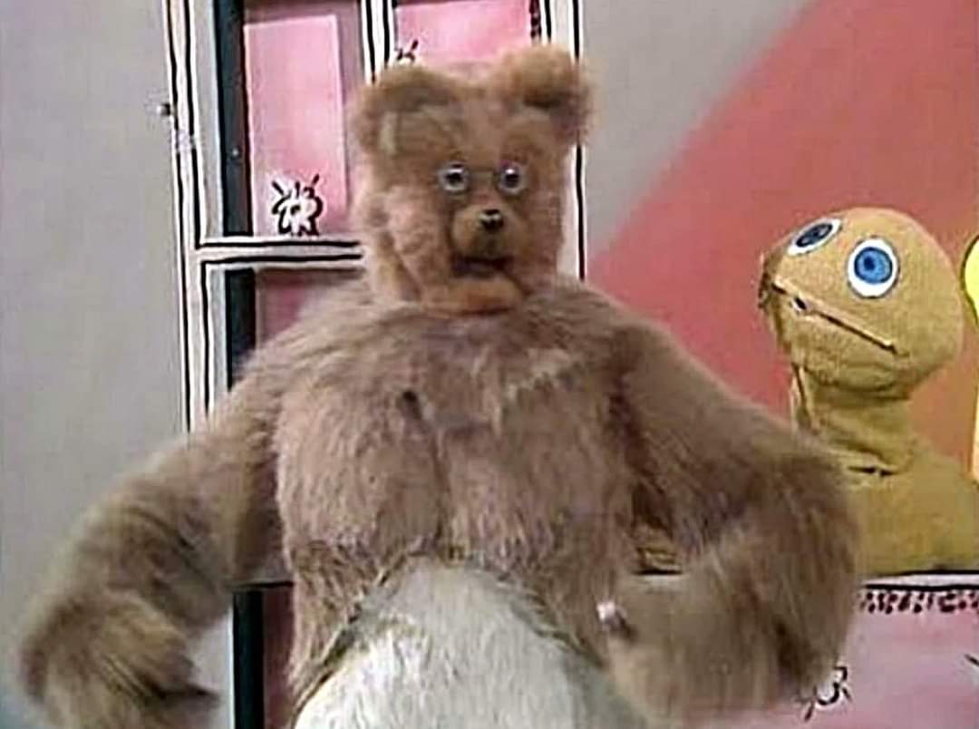 The very ﬁrst Bungle from children's TV series 'Rainbow' (October 1972)....Thank god he was changed, this was stuff of nightmares.