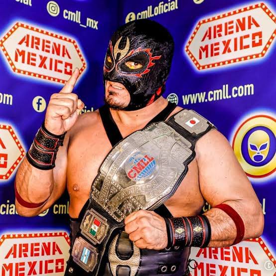 LuchaMemes's tweet photo. Tomorrow #Universal2 🌎🇲🇽 https://t.co/YU4P6wzVkF