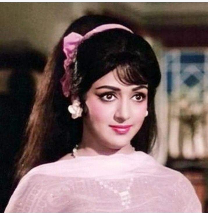 My favourite actress one only hema Malini ji
Happy Birthday  Hama Malini ji 