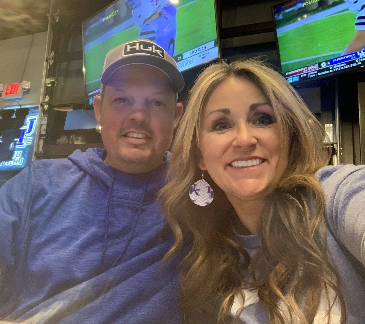 christygocats's tweet photo. Anniversary date night! My pick - KSBar and Grille to watch the CATS get a WIN!
#KSBarAndGrille 💙
#20andCounting 🥂
#BBN 😼 https://t.co/waJQL8PRvh