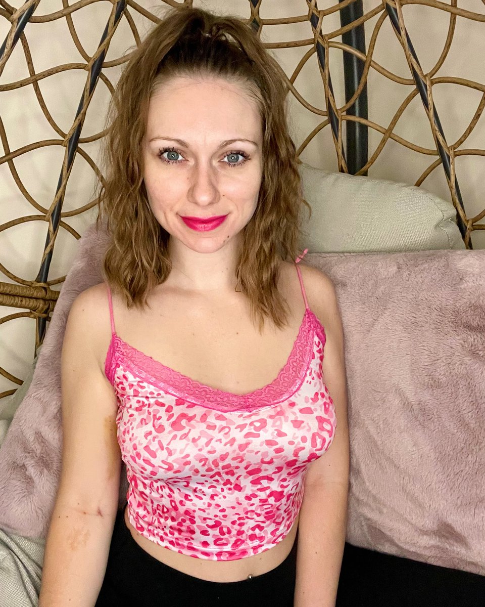 My other instagrams are Bellabuds.xo &amp; Bellabuds.wc4 please follow them all so you never lose me there 🥰 #stonerfam #baked