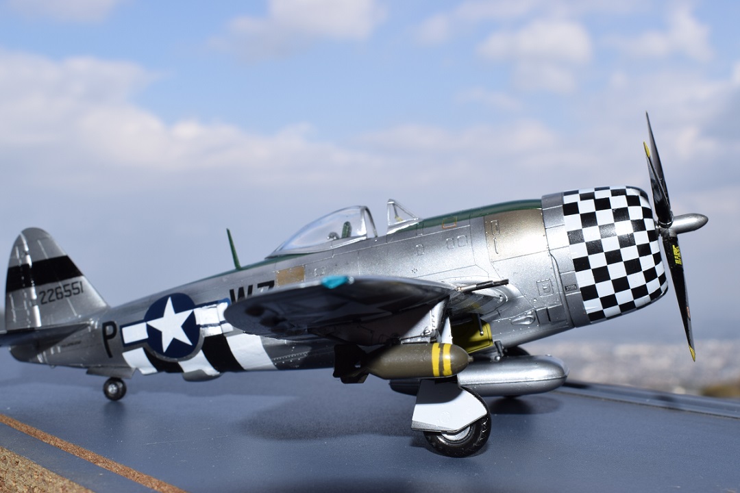 #あなたのぎん色の作品を見せてください
Republic P-47D Thunderbolt #タミヤ 1/72
第78戦闘航空群 第84戦闘飛行隊 1944 
とても組み易く出来の良いキットでした

 #72lab #プラモデル #ナナニイ飛行機同盟 #飛行機模型