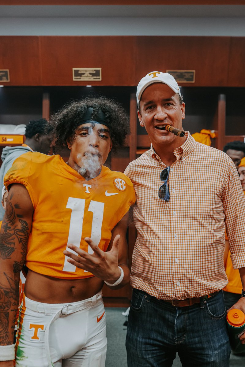 mattpbrick's tweet photo. my little guys now have new heroes in orange like I did, they also wear # 11 & kick winning fgs
Go Big Orange
β¦.the 3rd Saturday in October in 2022, Glorious!!!
#isthereagofundmeforrushingfield #goalpostdown #gbo #neylandstadium #beatbama https://t.co/TKFIfcGJCZ