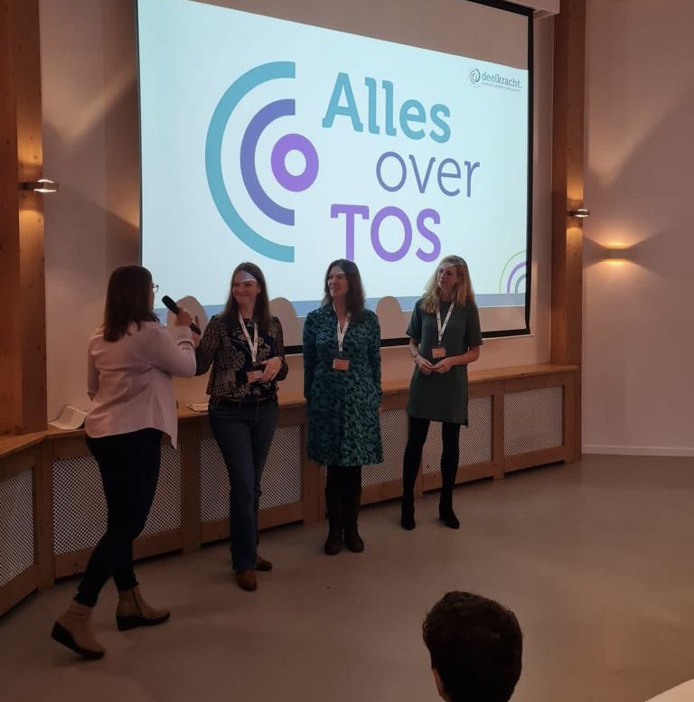 Supertrots! Gisteren was de officiële lancering van het oudergedeelte van AllesoverTOS: een website met betrouwbare informatie over taalontwikkelingsstoornissen (TOS). Nieuwsgierig? Ga naar allesovertos.nl

#Deelkracht #taalontwikkelingsstoornis #allesoverTOS