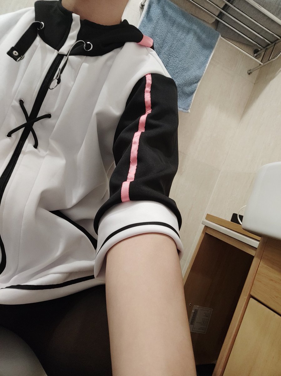 aeror10's tweet photo. 入群申请罢了 https://t.co/bGA7iaIAEV