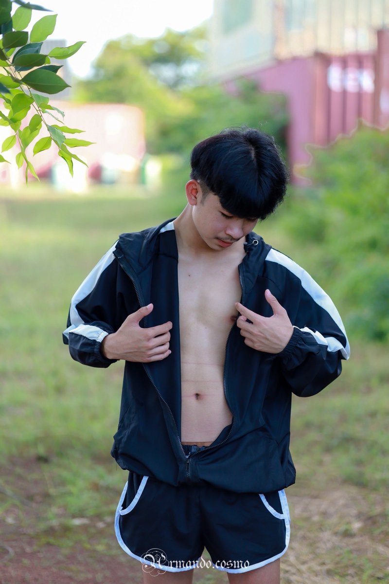 13Weerapat's tweet photo. ดูนิดๆพอ🤫 https://t.co/PsTvbWAcAO