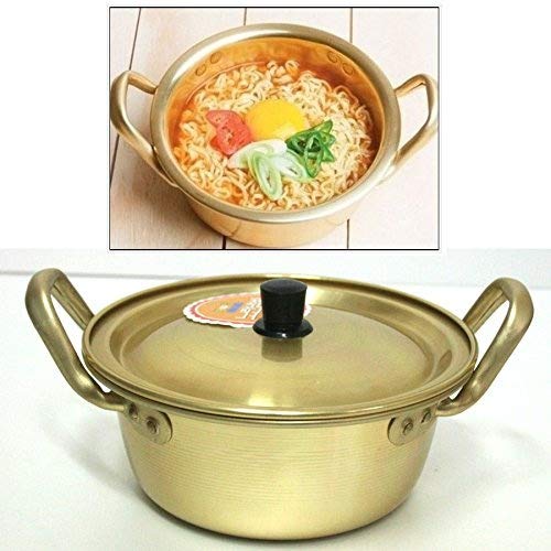 I just received a gift from Anonymous via Throne Gifts: Korea Noodle Pot /Hot Shin Ramyun Aluminium Pot<a href="/tag/throne"class="tags"><span>#throne</span></a><a href="/tag/wishlist"class="tags"><span>#wishlist</span></a>