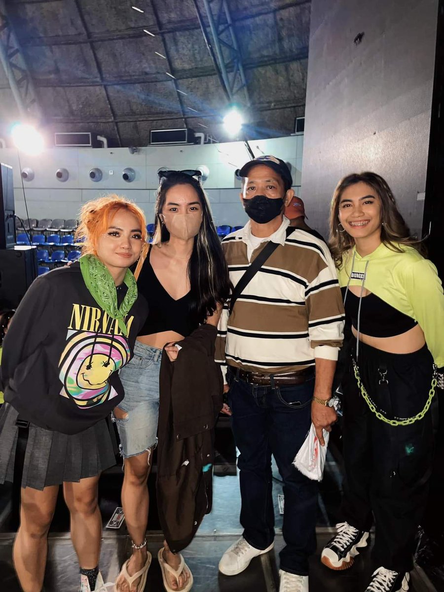 lheagatpolintan's tweet photo. ENDGAME🫶🥰🥺🌙🖤
ANG SAYA NYO TIGNAN🫶🥰
#AngGayleEndGame @shinayahdc @AngelicaGegante 🖤🌙 https://t.co/Ix3tAy9bXD