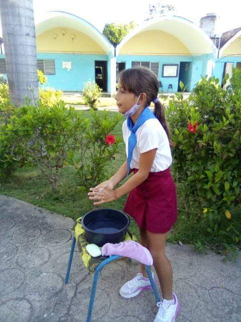 TatoDme's tweet photo. 15 de Octubre día Internacional del lavado de las manos.16 día Mundial de la Alimentación, creando conciencia a cerca de una nutrición sana y equilibrada.
#dmecamaguey #CubaMined #DiaMundialDeLaAlimentacion 
#diainternacionaldellavadodelasmanos 
#CubaEsAmor https://t.co/T65QBd4j0i