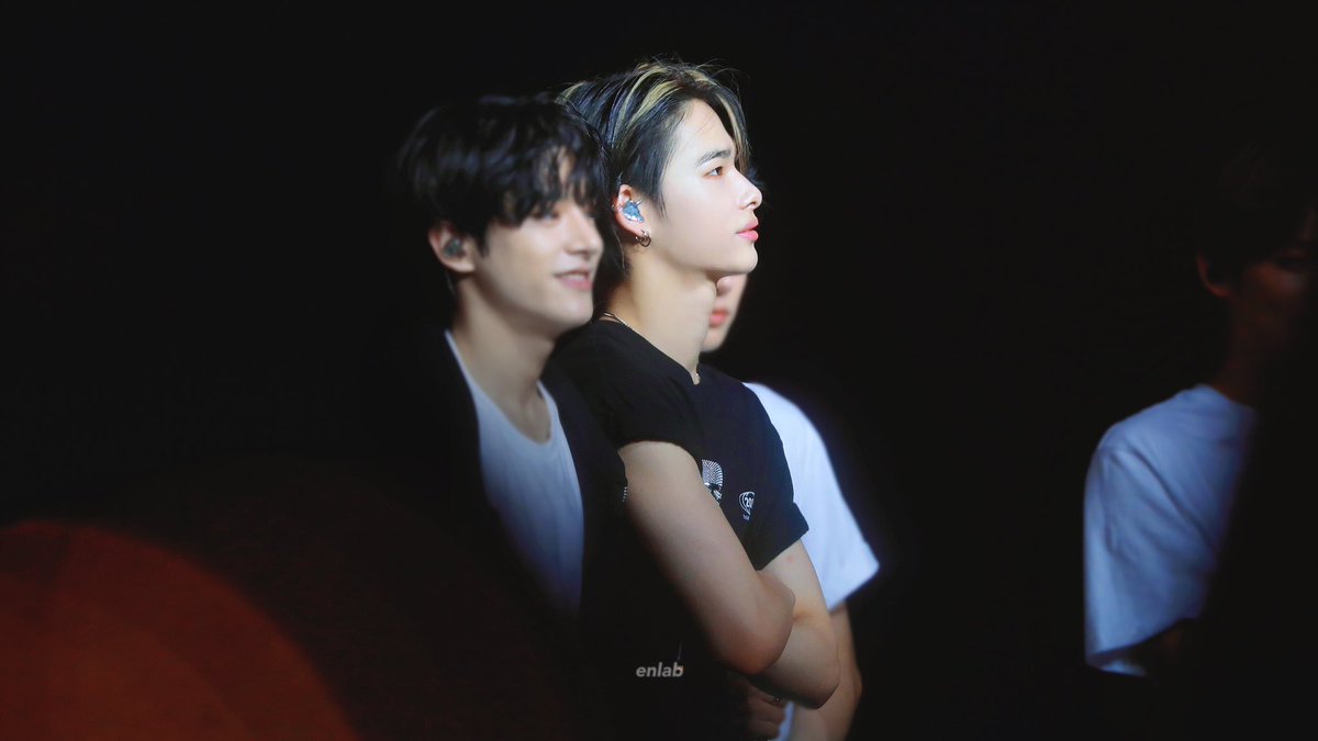 221015

#NI_KI #니키 #ニキ #ENHYPEN #엔하이픈