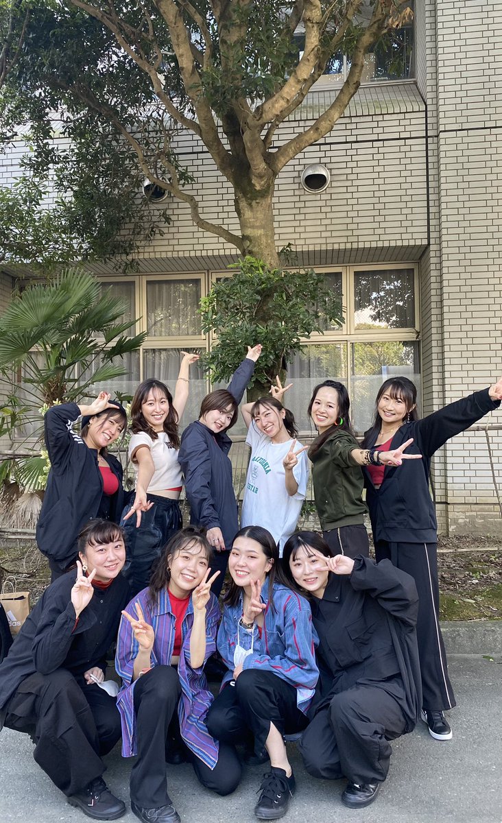 cheer_meme25's tweet photo. 豊橋まつりきたーーー❤️
15:10から豊橋球場踊ります！！！
たーのーしーみー🌈 https://t.co/yvlf2gDFD5