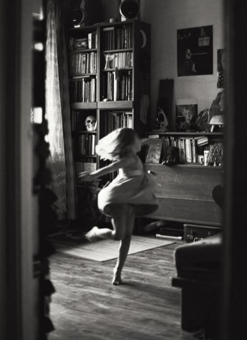 nemo652's tweet photo. #PensieroDelMattino 
Penso che una delle cose più fortunate che possono accadere nella vita sia avere un'infanzia felice. 🍁
~Agatha Christie ~

#BuongiornoATutti ☕
#16Ottobre https://t.co/jOmlpy3jOi